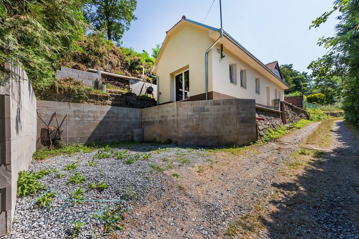 Prodej chalupy 116 m², pozemek 392 m² – fotografie 2