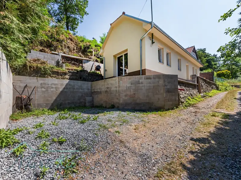 Prodej chalupy 116 m², pozemek 392 m², Slapy – náhled fotky 2