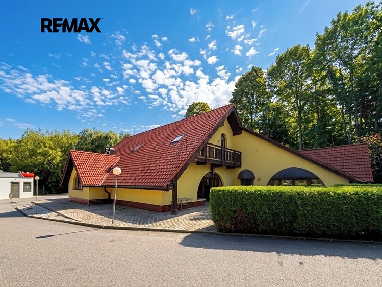 Gewerbefläche zum Kauf, 450 m² (1 von 20)