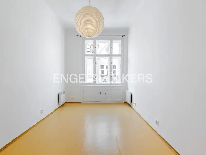 Pronájem bytu 1+1 26 m², Praha – náhled fotky 1