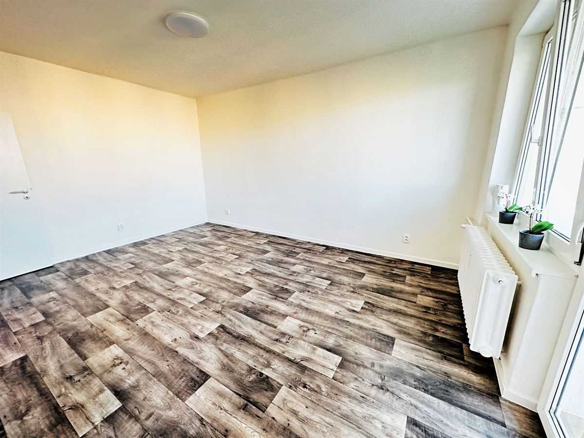 Pronájem bytu 2+kk 50 m² – fotografie 4