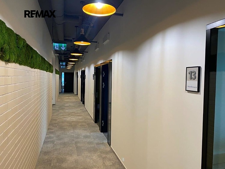 Pronájem komerčního prostoru, 394 m² (4 z 12)