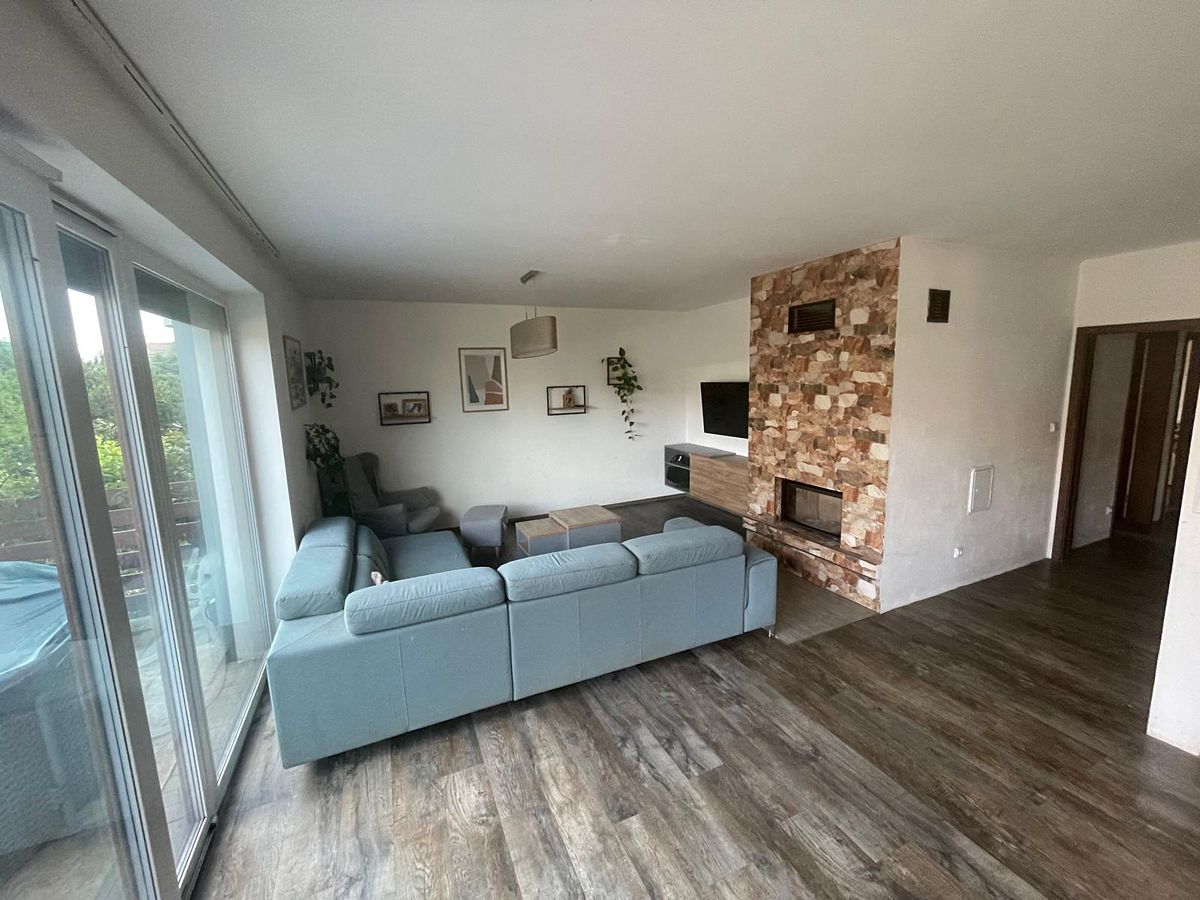 Prodej rodinného domu 159 m², pozemek 702 m² – fotografie 3