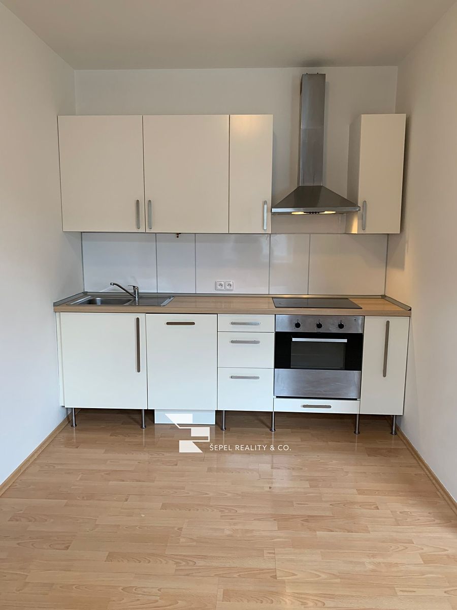 Pronájem bytu 2+kk 60 m²