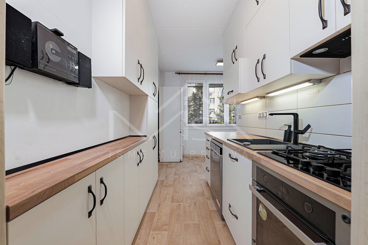 Prodej bytu 3+1 67 m²