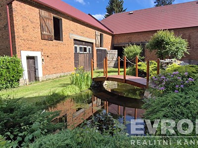 Prodej  zemědělské usedlosti 1 466 m², pozemek 3 008 m²