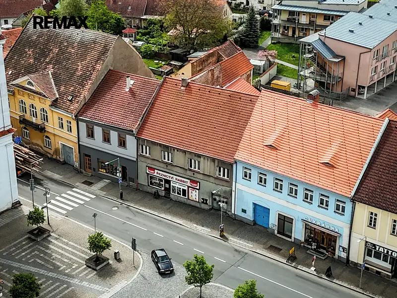Prodej vícegeneračního domu 414 m², pozemek 516 m², Březnice – náhled fotky 1