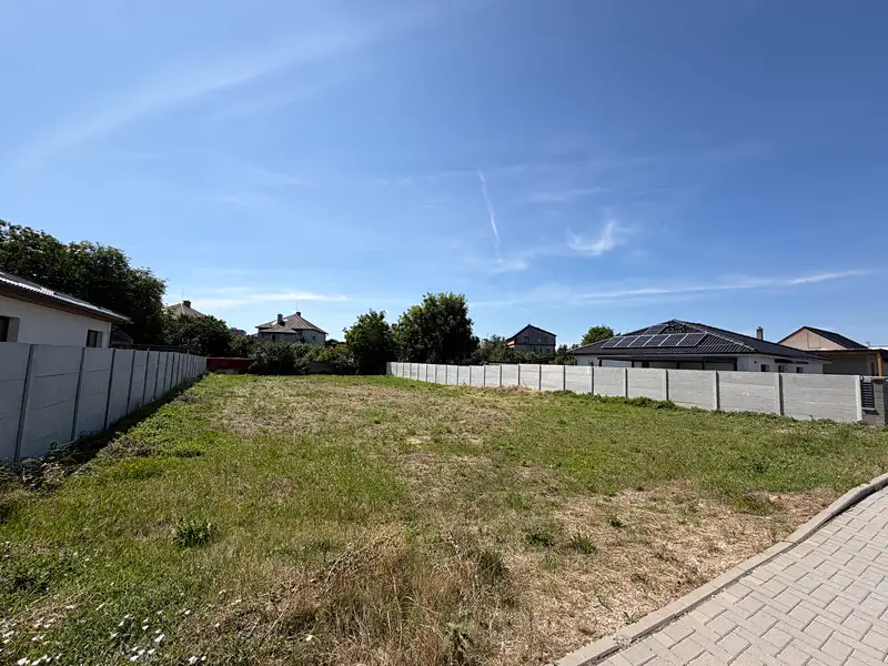 Prodej stavebního pozemku 881 m², Mohelnice – náhled fotky 1