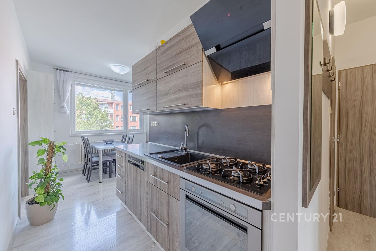Prodej bytu 4+1 75 m² – fotografie 2