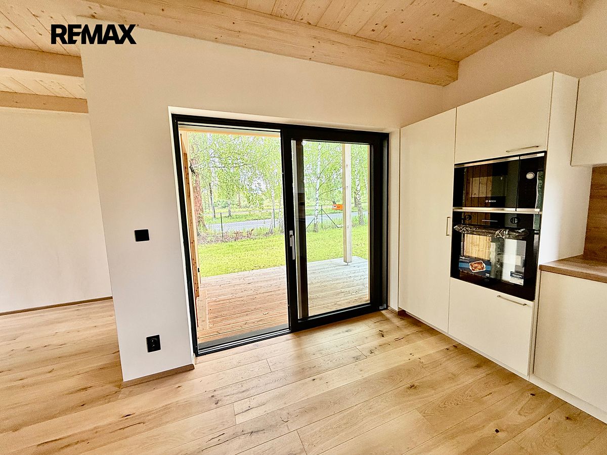 Prodej rodinného domu 93 m², pozemek 591 m² – fotografie 4