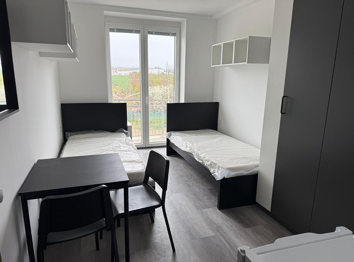Pronájem bytu pokoje 13 m²