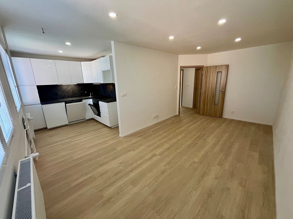 Pronájem bytu 3+kk 54 m²