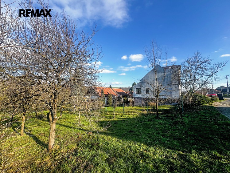 Prodej pozemku, 1 608 m² (3 z 14)