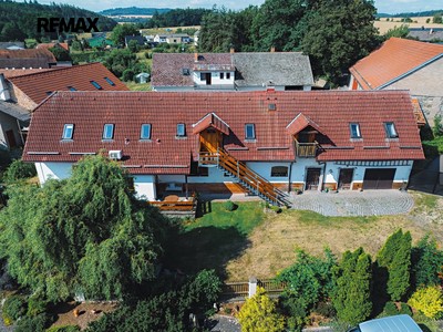 Prodej  rodinného domu 240 m², pozemek 1 034 m²
