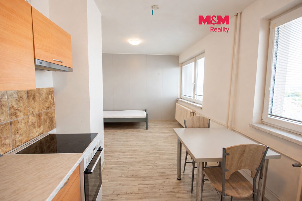 Pronájem bytu 1+kk 32 m²