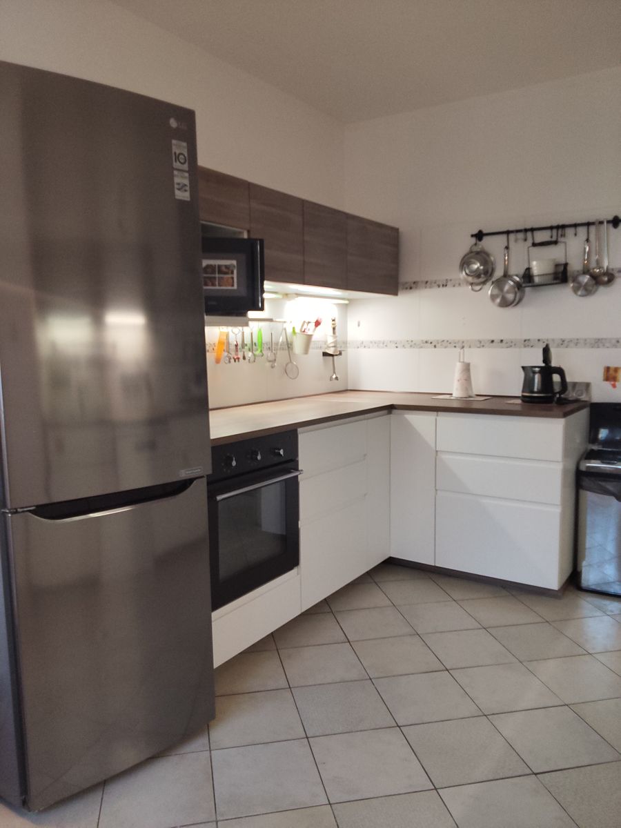 Pronájem bytu 3+1 85 m² – fotografie 3