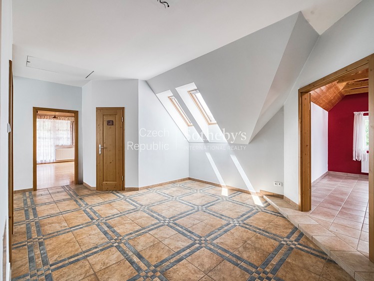 Будинок на продаж, 331 м² (12 з 25)