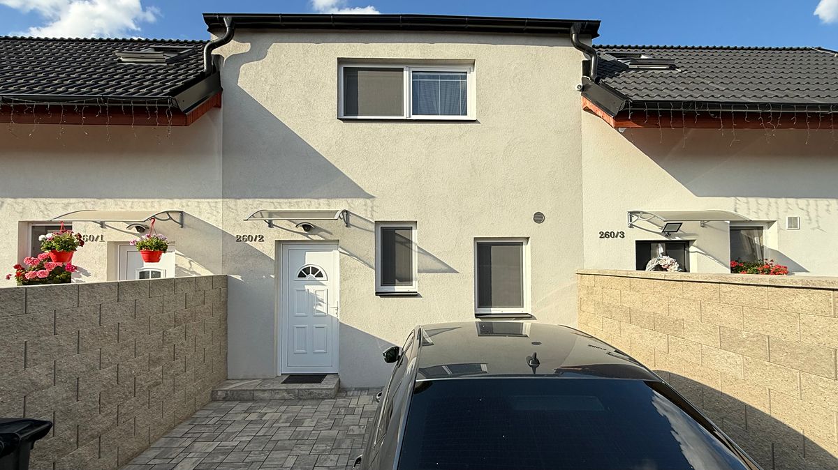 Prodej rodinného domu 73 m², pozemek 157 m² – fotografie 2