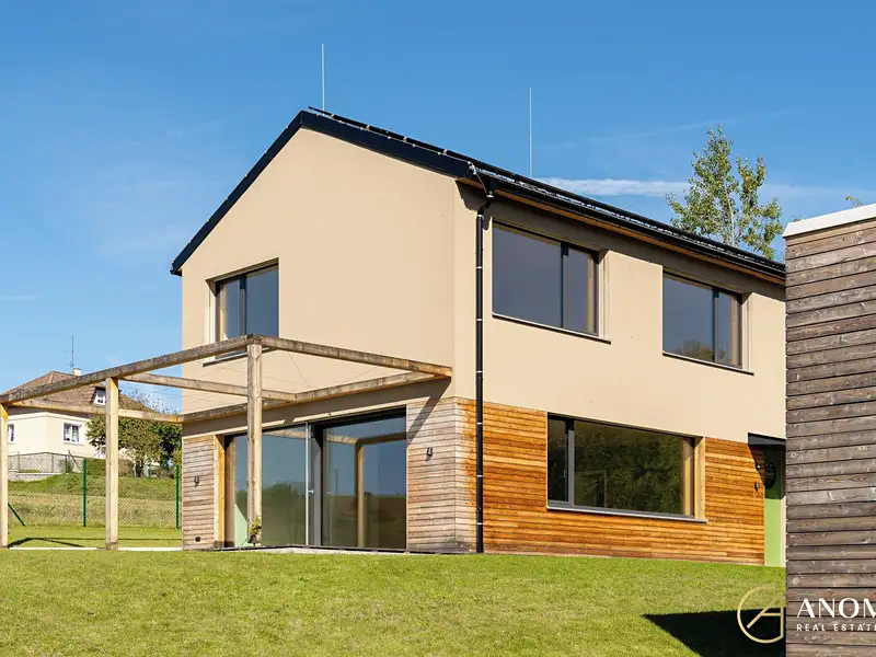 Prodej rodinného domu 157 m², pozemek 1062 m², Chocerady – náhled fotky 2