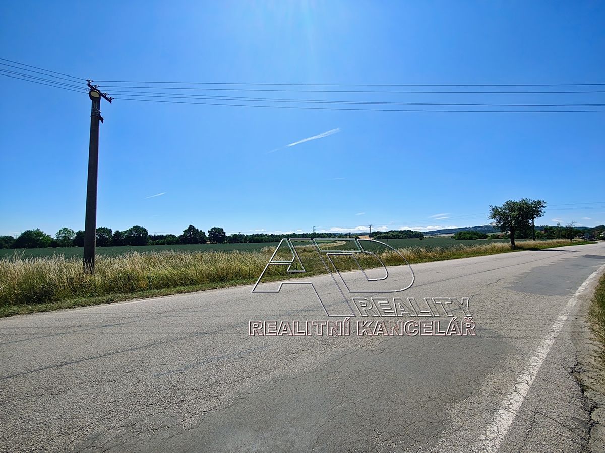 Prodej pole 3872 m² – fotografie 3