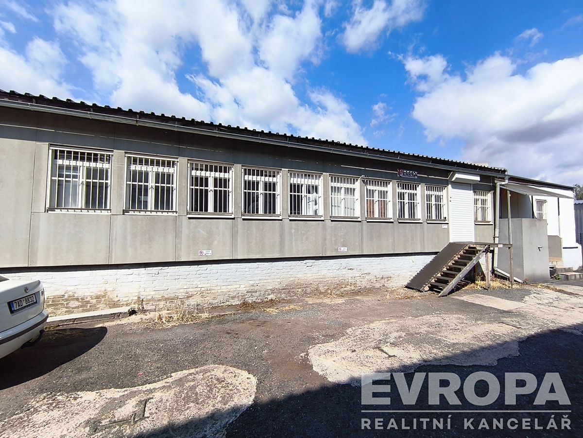 Pronájem výrobní haly, prostoru 73 m²