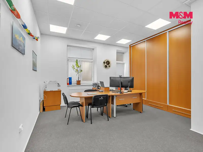 Pronájem kanceláře 136 m², Jičín – náhled fotky 2
