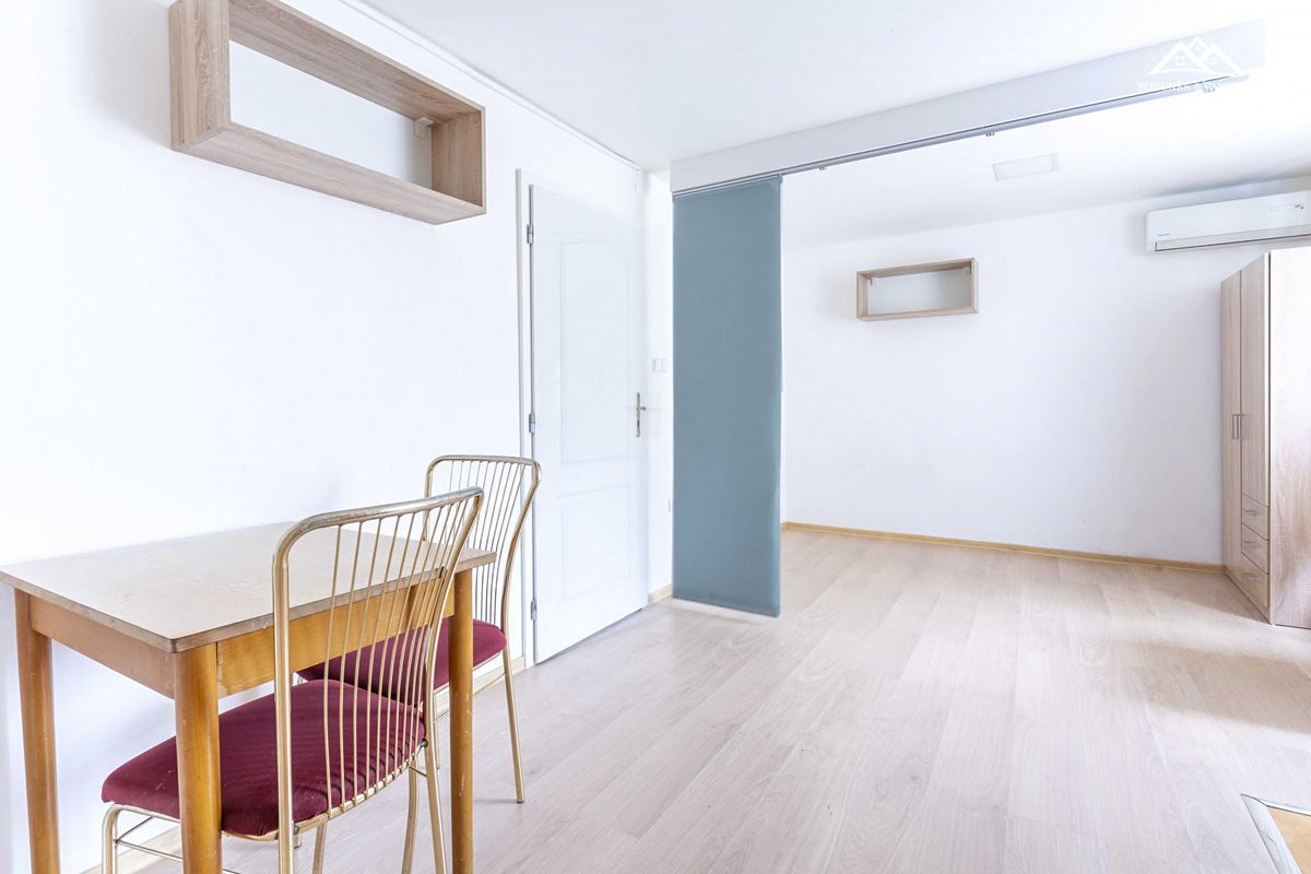 Pronájem bytu 1+kk 22 m² – fotografie 5