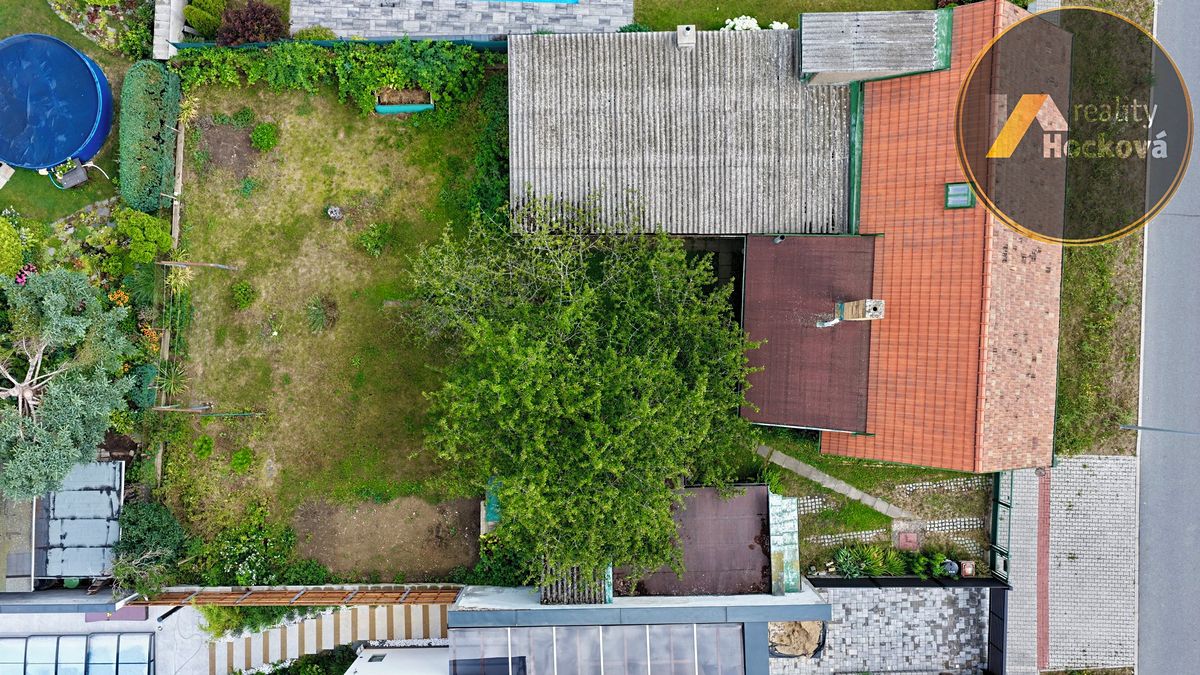 Prodej rodinného domu 110 m², pozemek 528 m² – fotografie 2