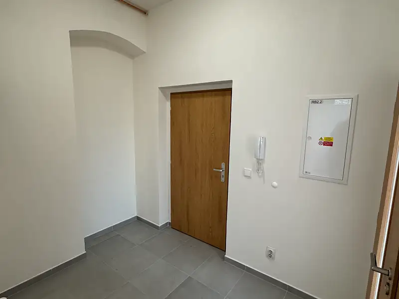 Pronájem bytu 2+kk 64 m², Ústí nad Labem – náhled fotky 2