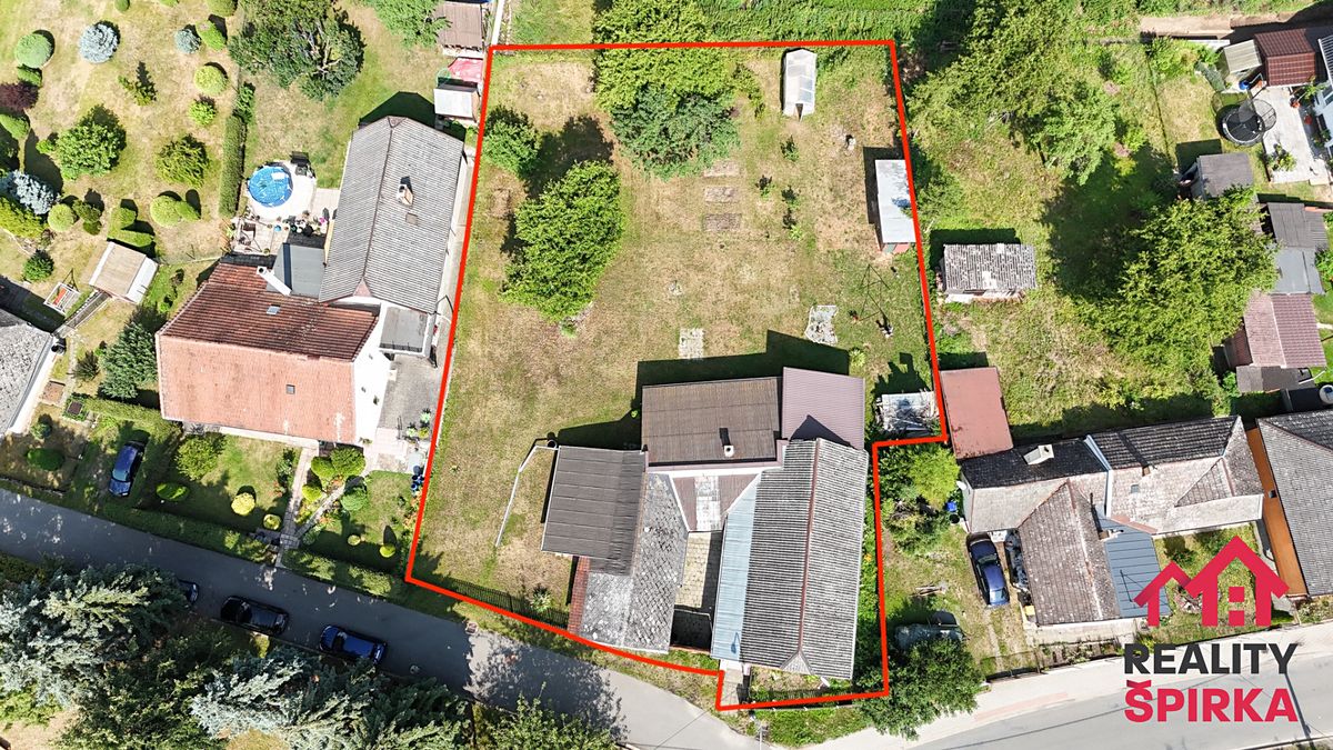 Prodej rodinného domu 125 m², pozemek 1417 m² – fotografie 2