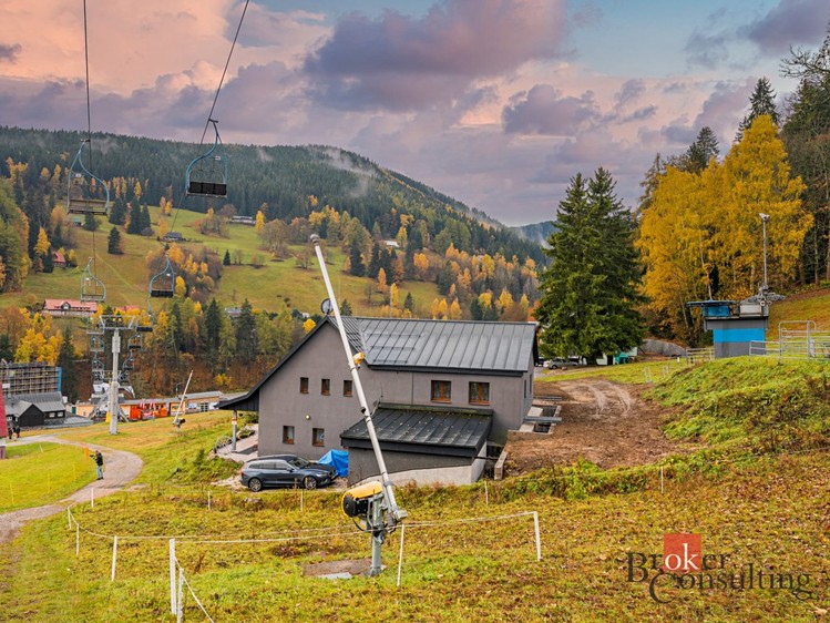 Комерційне приміщення на продаж, 390 м² (23 з 28)