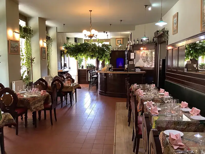 Pronájem restaurace 445 m², Praha – náhled fotky 1