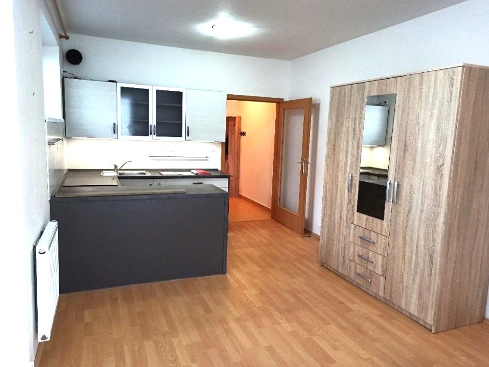 Pronájem bytu 1+kk 32 m²