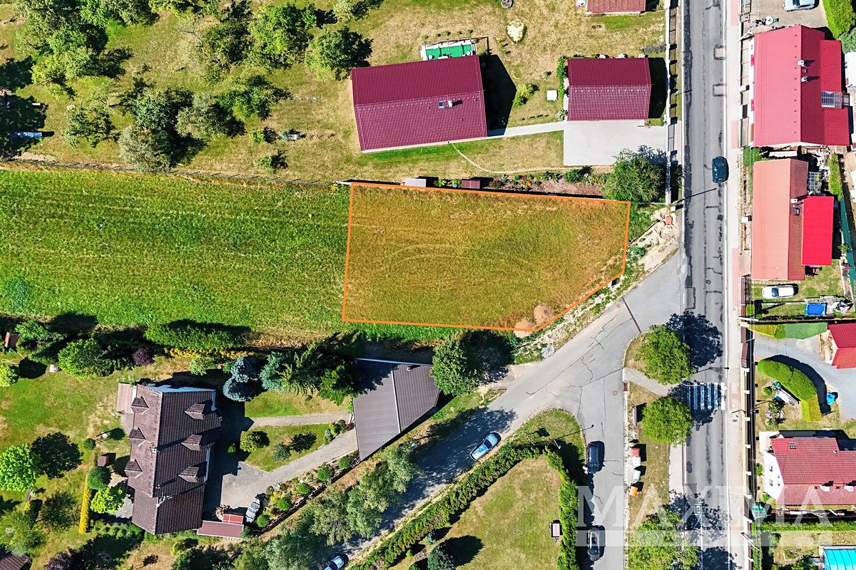 Prodej stavebního pozemku 750 m²