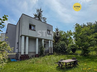 Prodej rodinného domu 350 m², pozemek 675 m²