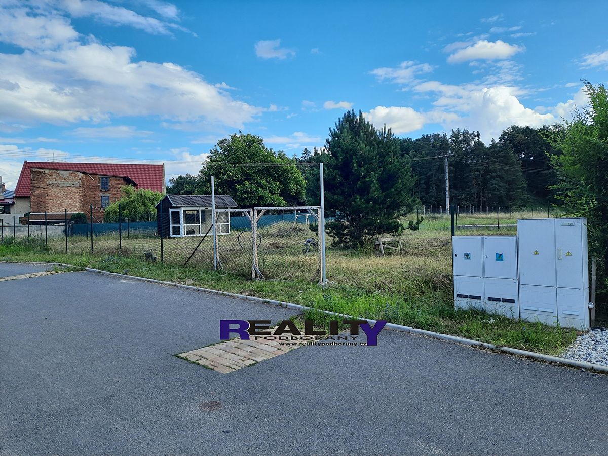 Prodej stavebního pozemku 831 m²