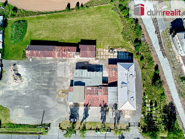 Prodej komerčního prostoru, 2 500 m² (25 z 32)