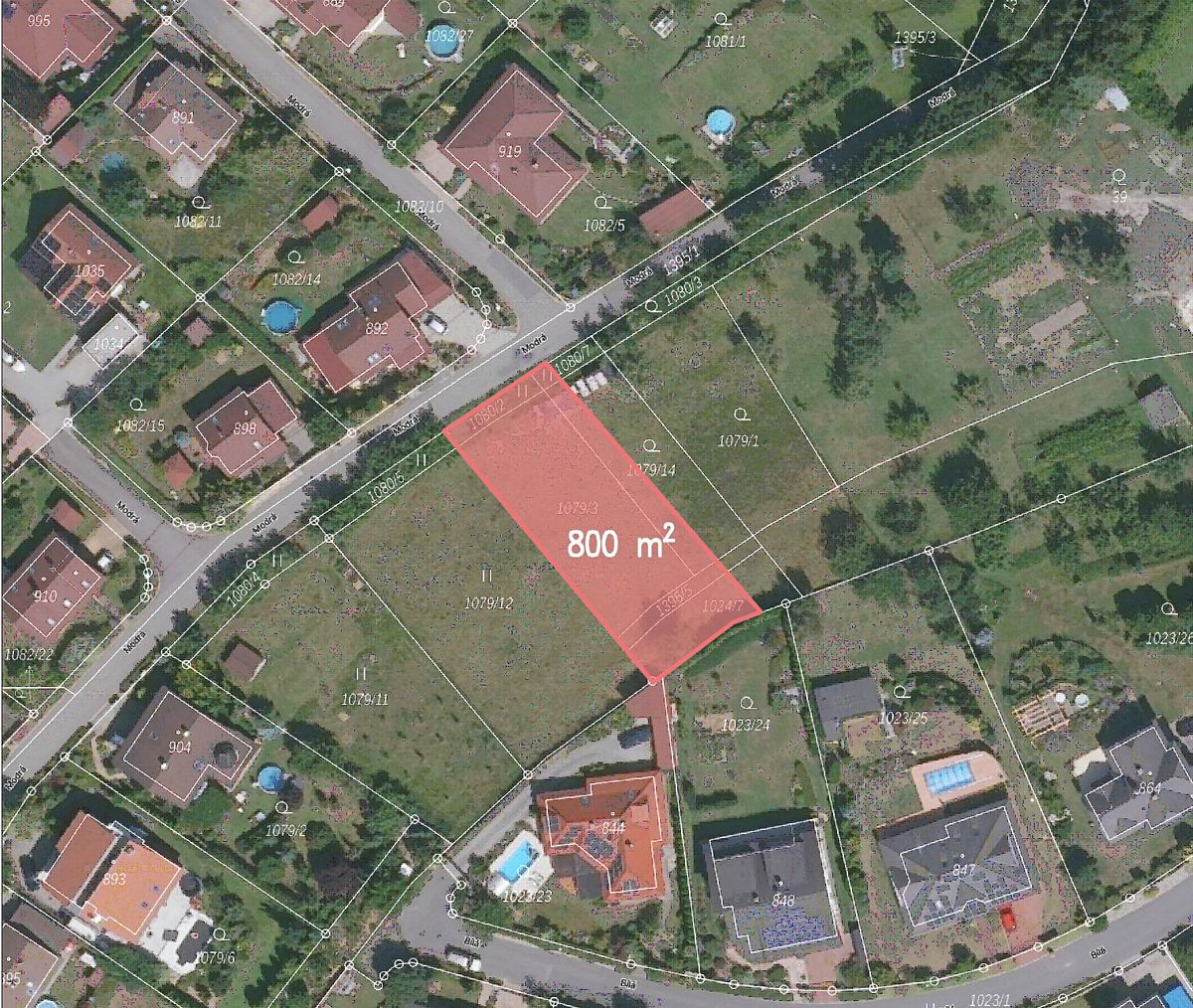 Prodej stavebního pozemku 800 m², Zlín – fotka 1 z 3