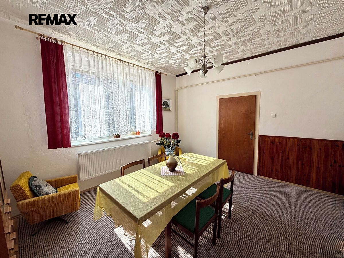 Prodej rodinného domu 100 m², pozemek 792 m² – fotografie 4