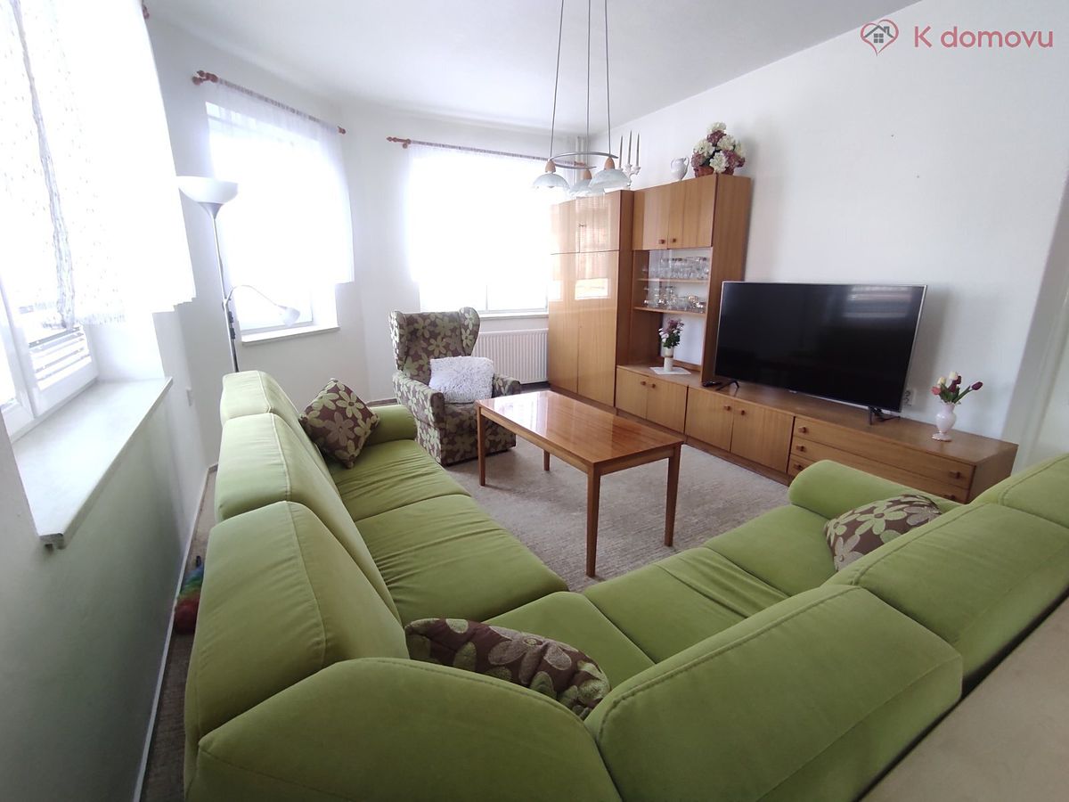 Prodej rodinného domu 115 m², pozemek 229 m² – fotografie 3