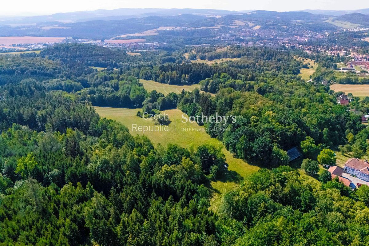 Prodej stavebního pozemku 32989 m²