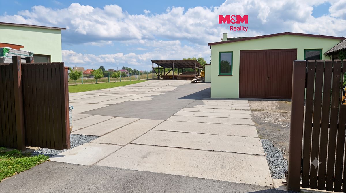 Pronájem výrobní haly, prostoru 1030 m²