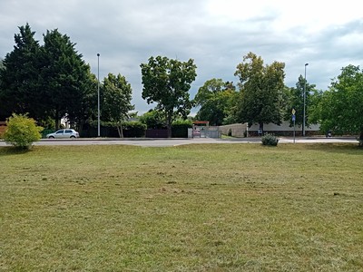 Prodej pozemku, 889 m² (2 z 6)