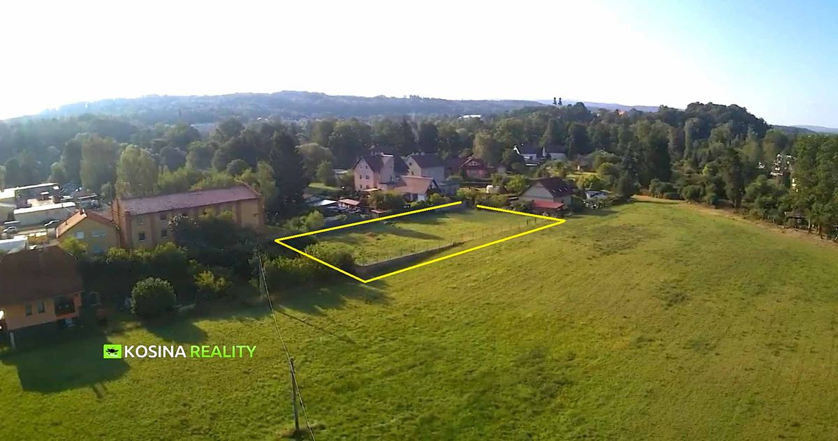 Prodej stavebního pozemku 1703 m² – fotografie 2