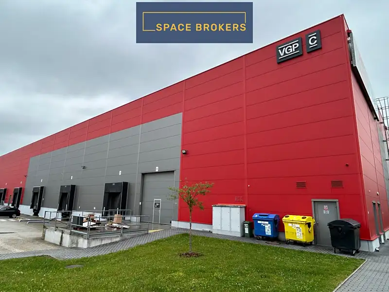 Pronájem skladového prostoru 2599 m², Plzeň – náhled fotky 2