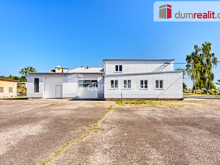 Prodej komerčního prostoru, 2 500 m² (4 z 32)