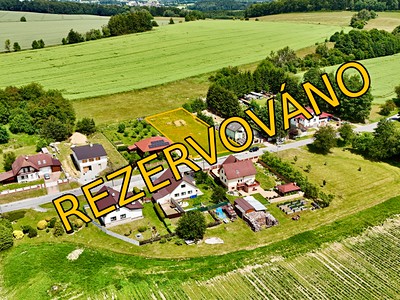 Prodej  stavebního pozemku 1 284 m²