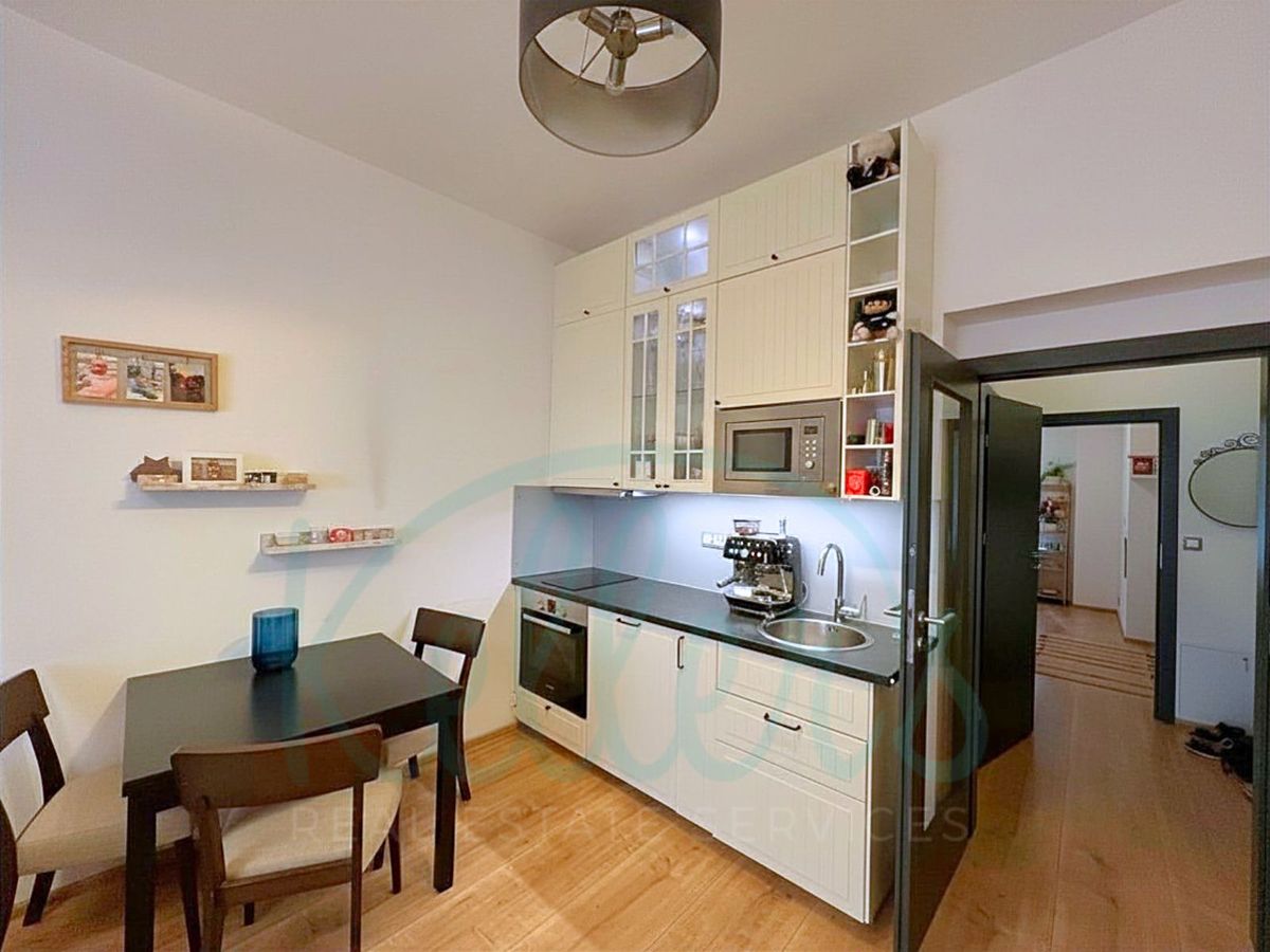 Pronájem bytu 2+kk 44 m² – fotografie 4