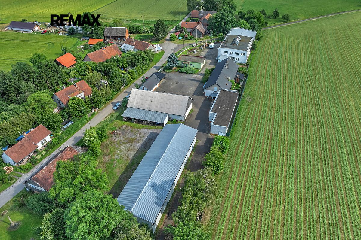 Pronájem výrobní haly, prostoru 590 m² – fotografie 2