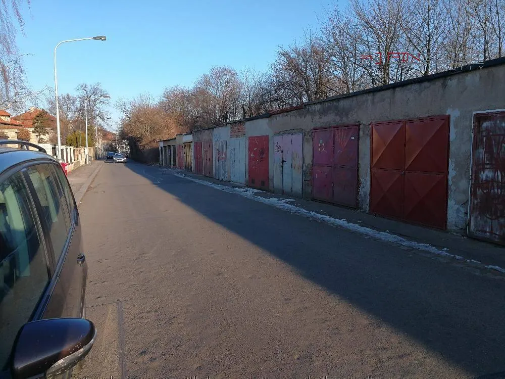 Prodej garáže 16 m²